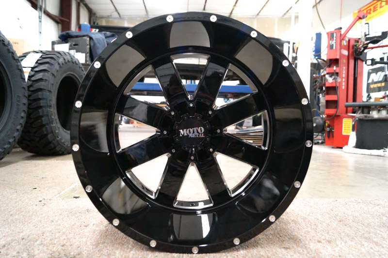 Moto Metal 962 22x14 8 Lug Gloss Black Milled Wheels Rims .JPG